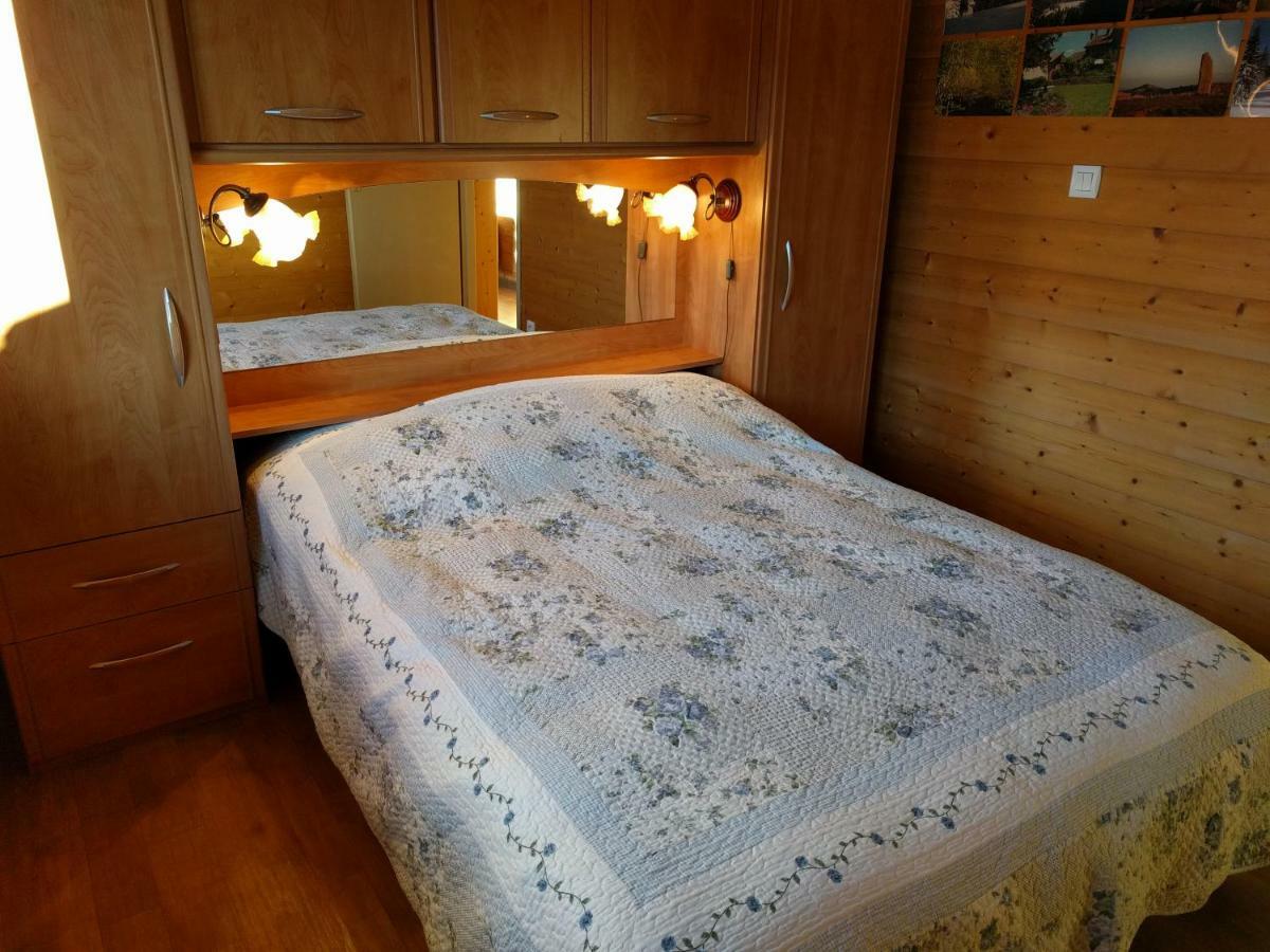 Chalet Daria Premanon Bagian luar foto